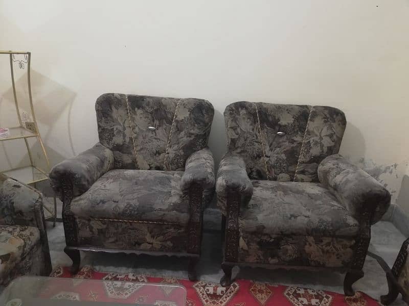 Good Condition Sofa 2