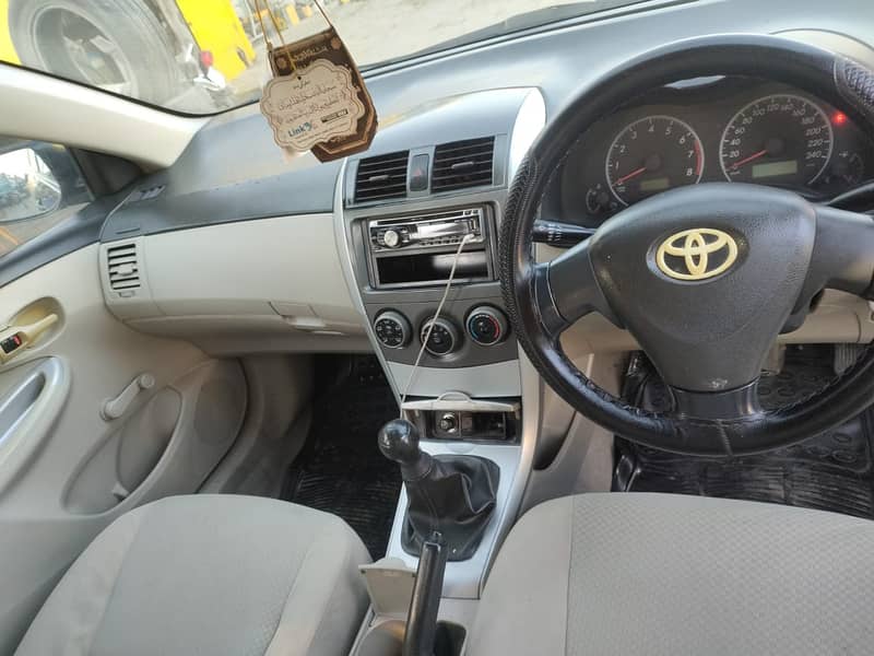 Toyota Corolla XLI 2014 6