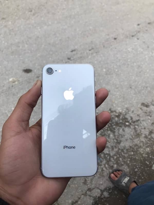 Apple iPhone 8 2