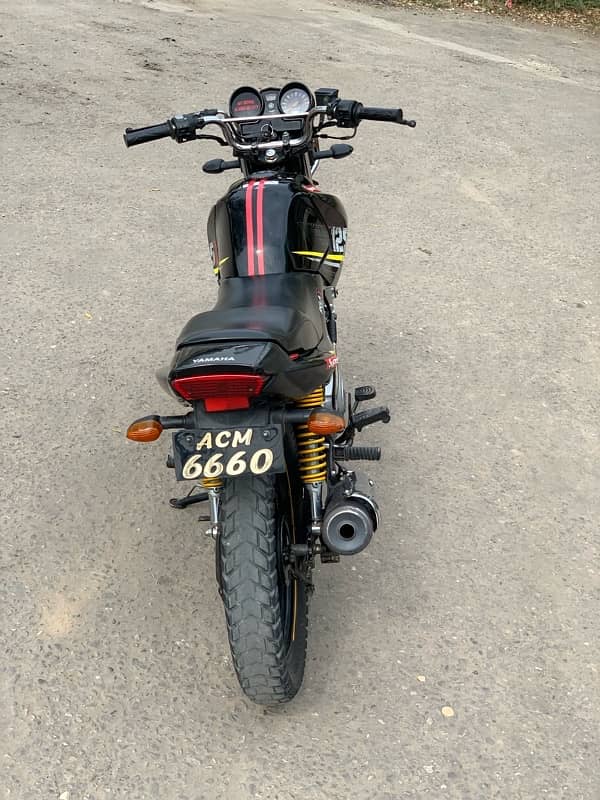 Yamaha ybr 125 g 3