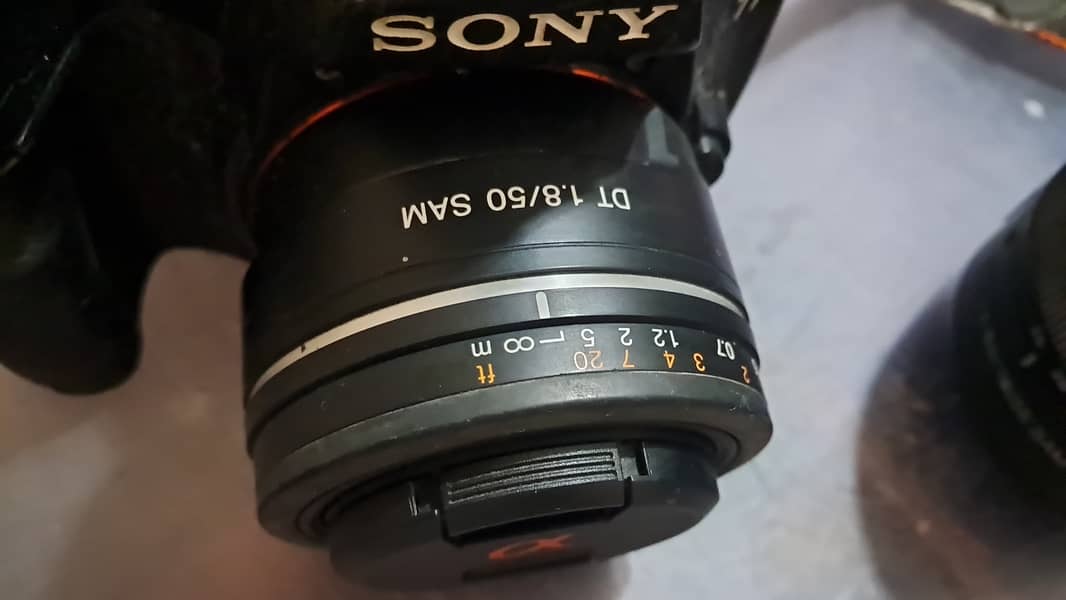 Sony A77 0