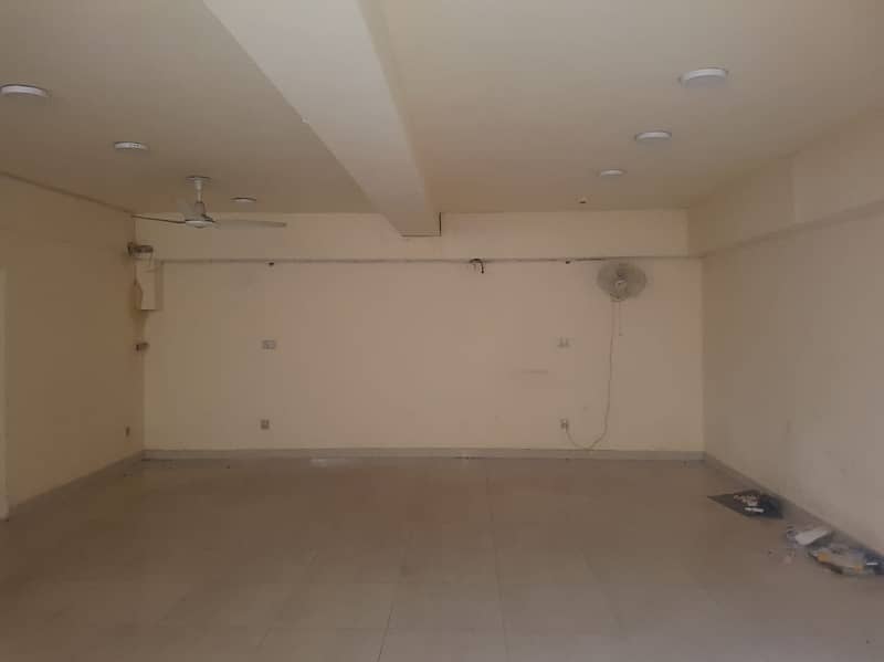 4 Marla Basment Office For Rent In DHA Phase 4,Block DD, Lahore. 1