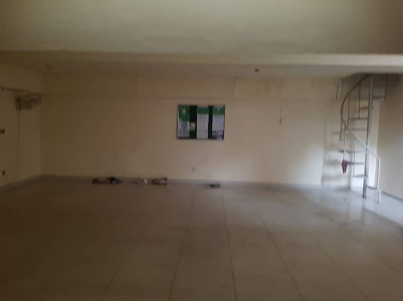 4 Marla Basment Office For Rent In DHA Phase 4,Block DD, Lahore. 3