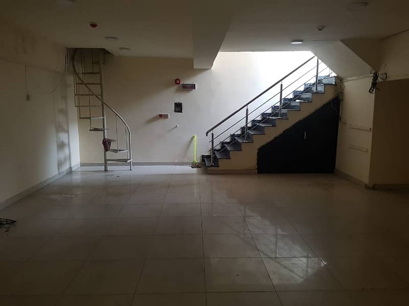 4 Marla Basment Office For Rent In DHA Phase 4,Block DD, Lahore. 7