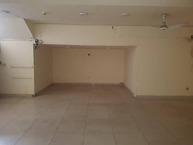 4 Marla Basment Office For Rent In DHA Phase 4,Block DD, Lahore. 12