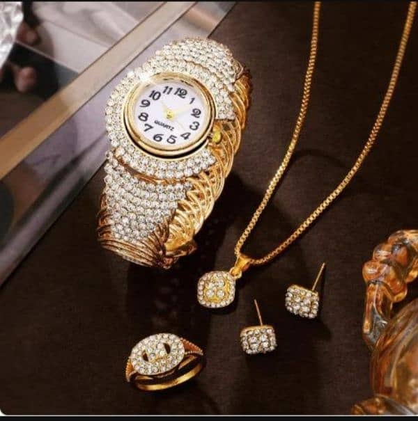 Luxury Diamond woman watch and jewelry set 1