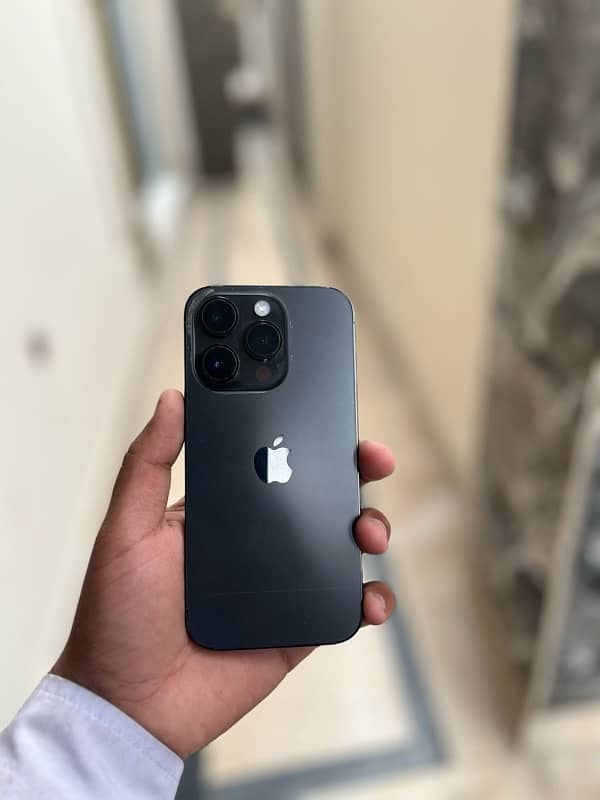 IPHONE 14pro 256gb factory unlock 1