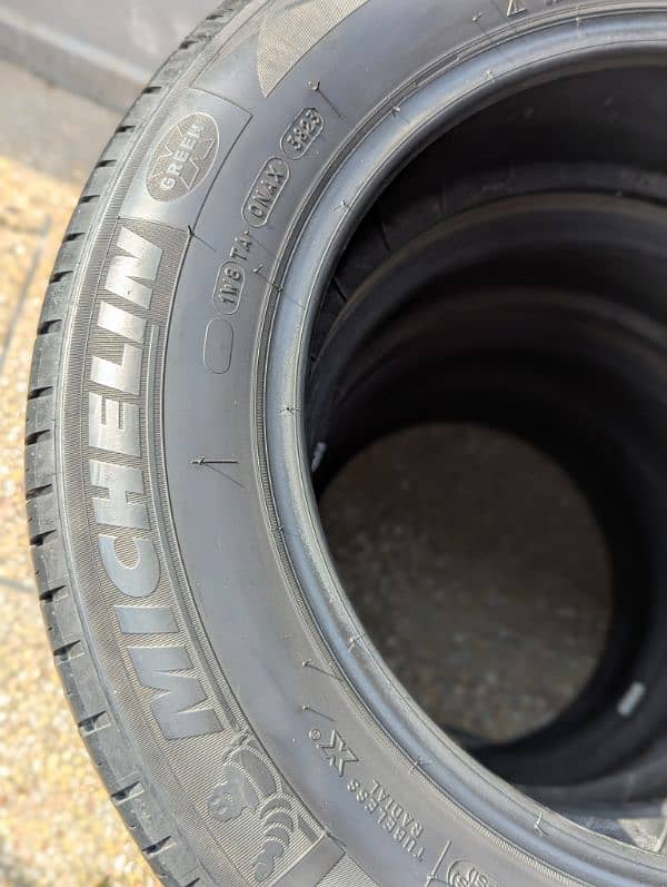 195/65 R15 Michelin 4