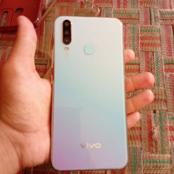 vivo Y17 ram8 Rom256 non pta glass crack finger not working all ok 2