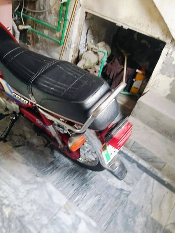 Honda 70c read colour mashallah mashallah bahut acchi hai 7