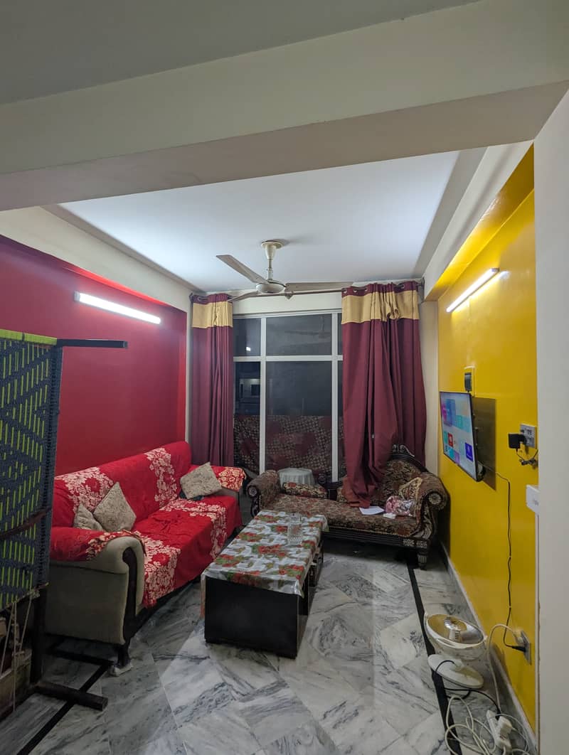 Spacious 2-Bed Flat for Sale at Just 52 Lakh in saon garden 0