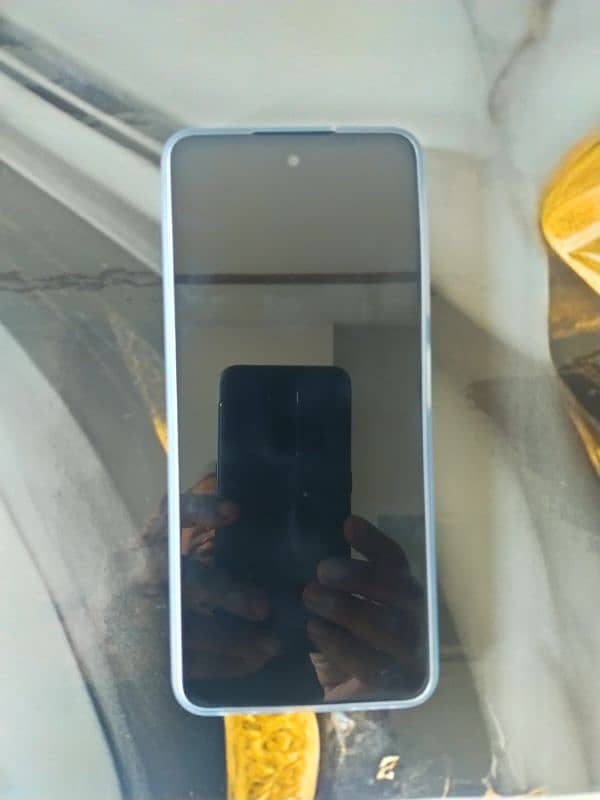 Motorola g52j large screen like new 2