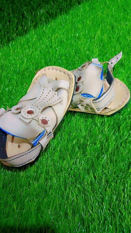 Balochi shoes/boots in good condition 3