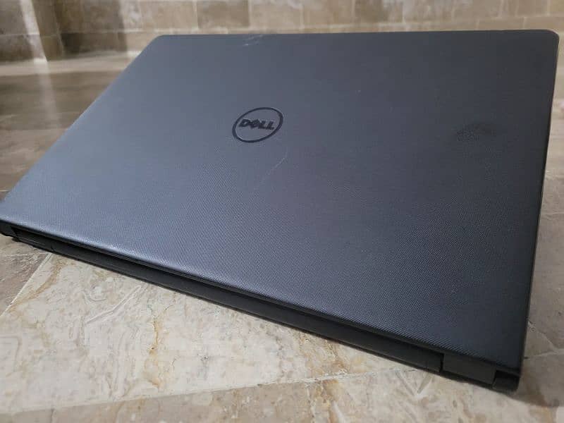 Dell i3 7th generation 4