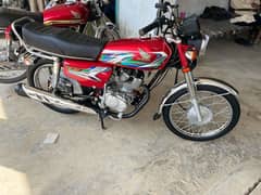 Honda 125 model 2023 ha bilkul new condition ha