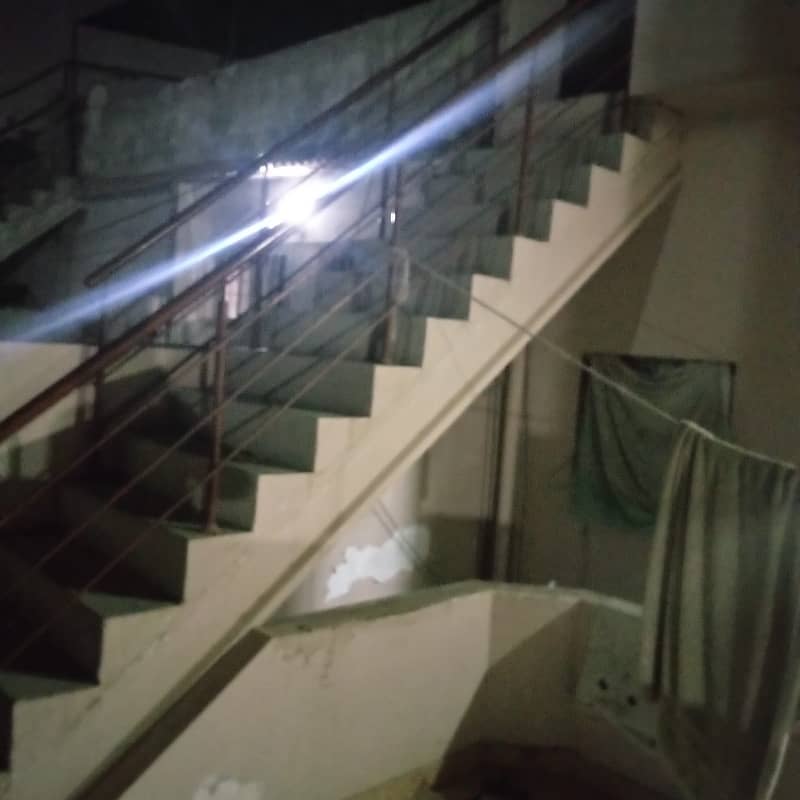 Urgent Dawood Bungalow For Sell 6