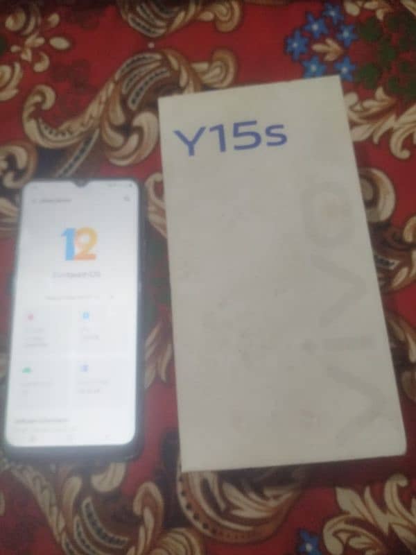 vivo y15s 3