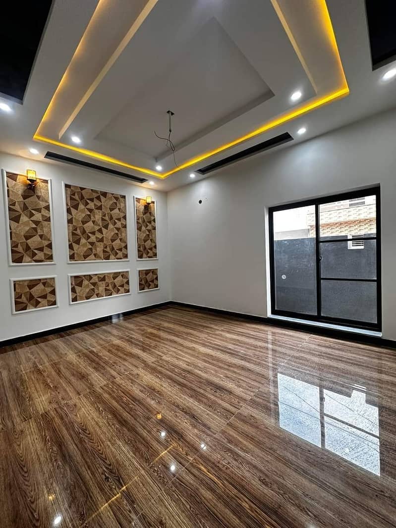 Wooden floor - Vinyl floor - wallpapers - Pvc wall panels - media wall 5