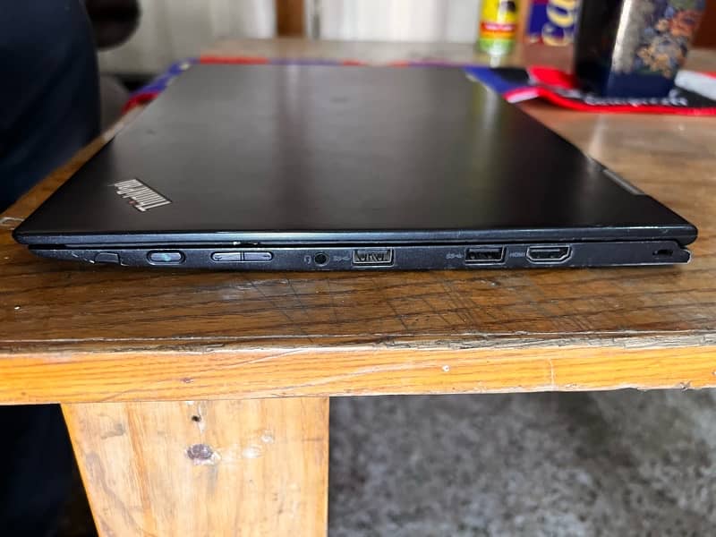 Lenovo Yoga X1 Smart Laptop 5