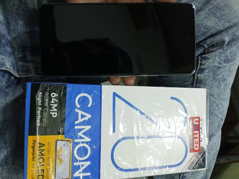 camon 20 with box and charjing ues nai hai bilko new hai 3 mAh k warty 1