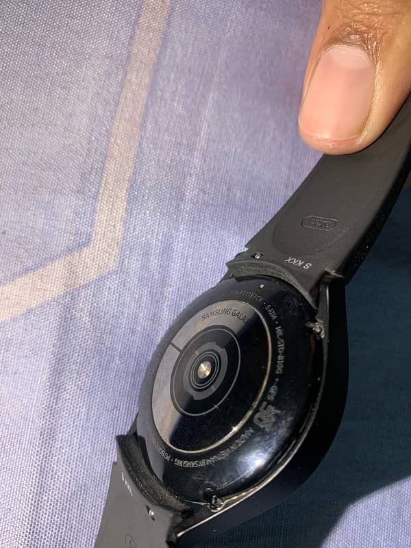 Samsung Galaxy Watch 4 6