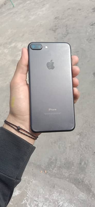 iPhone 7plus pta approved 1