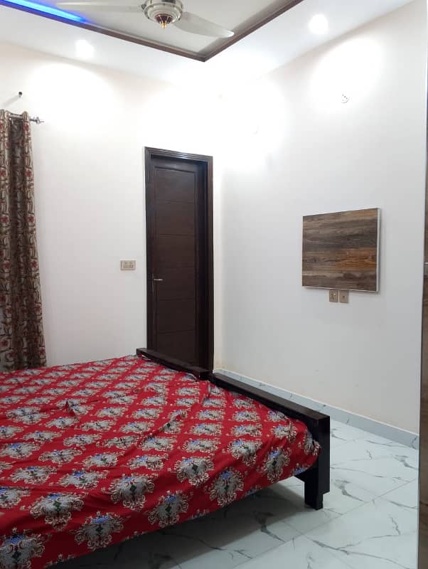 10 Marla House For Sale Wapda Town Facing Park 6