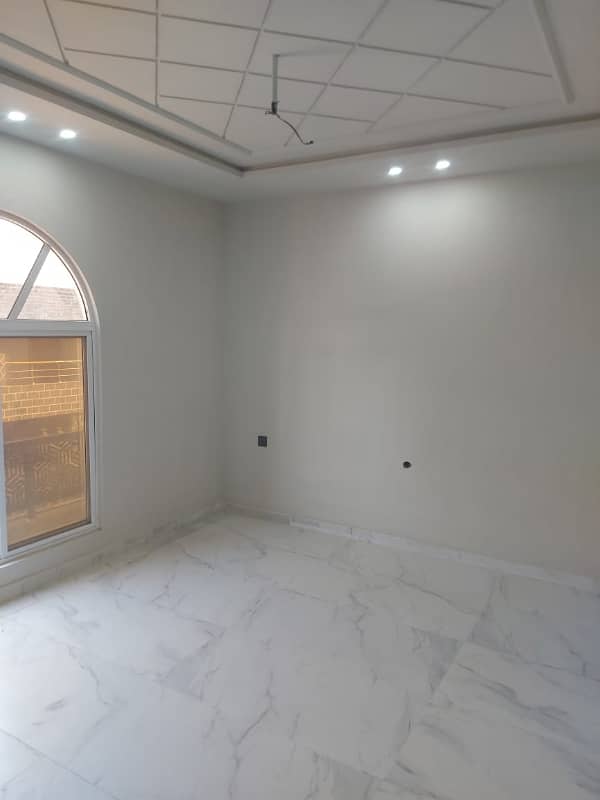 Prime Location A Centrally Located House Is Available For sale In Faisalabad 0