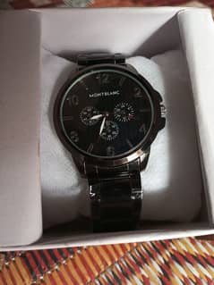 Sleek Black Watch For Men - Modern Style