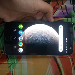 moto z droid. Urgent Sale. .