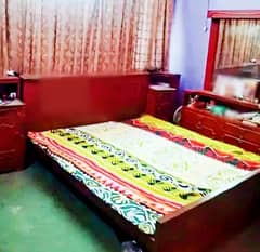 Complete Bed Set Sheesham lakri URGENT SALE