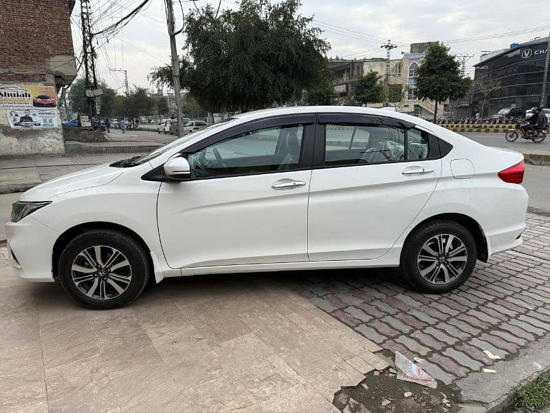 Honda City Aspire 1.5 auto 2024 3