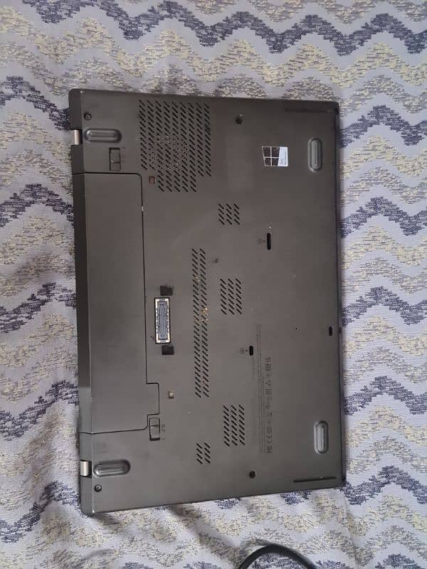 Lenovo i5 6th Generation, 8 Gb RAM, 256 Gb SSD T460 2