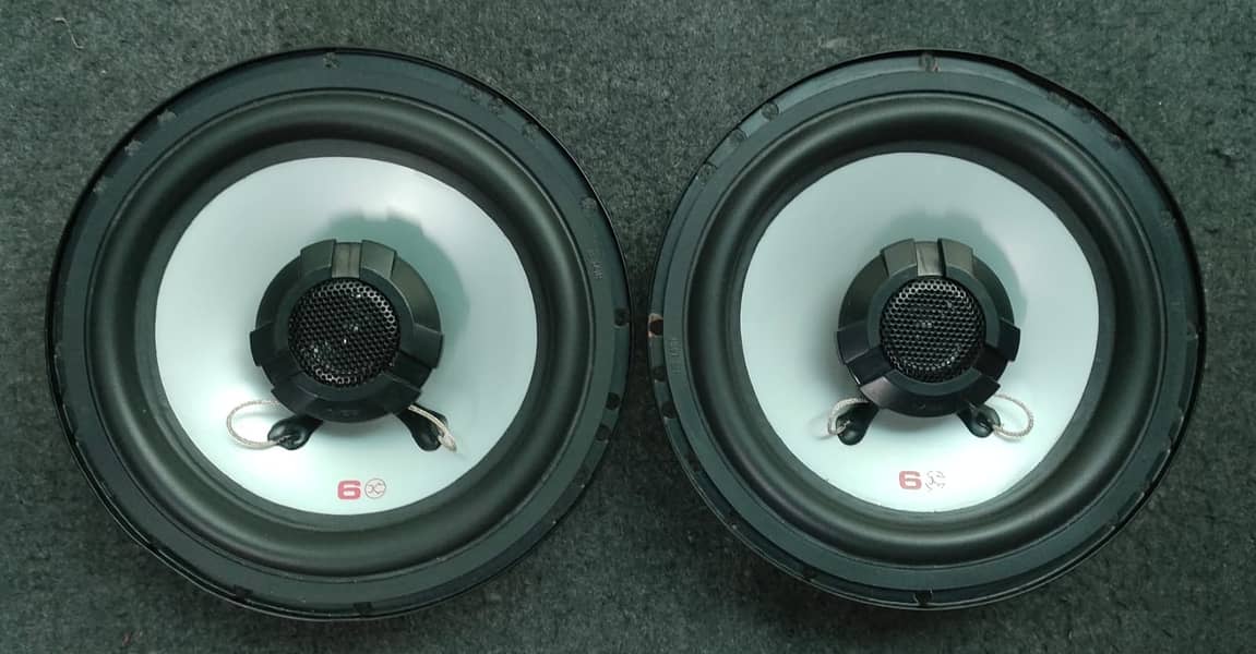 British Vibe Car speakers 0