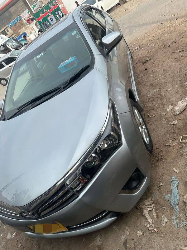 Toyota Corolla Altis Grande 2015 1