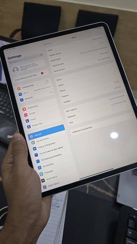 Apple Ipad Pro 12.9 inch 3rd Gen 64GB 6