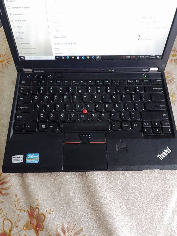 lenova laptop thinkpad 3