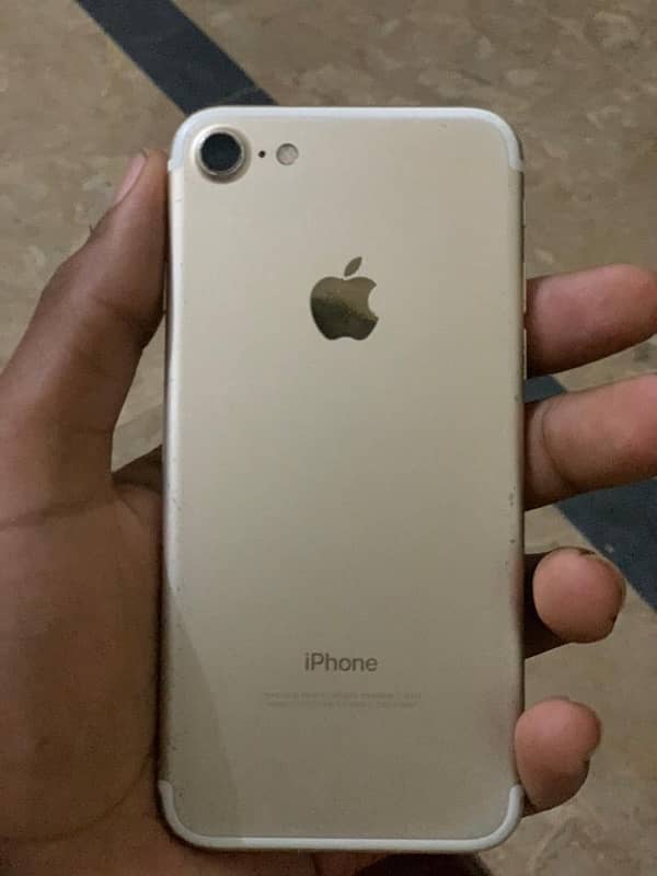 iPhone 7 official pta approved all ok 10/8 32 gb 0