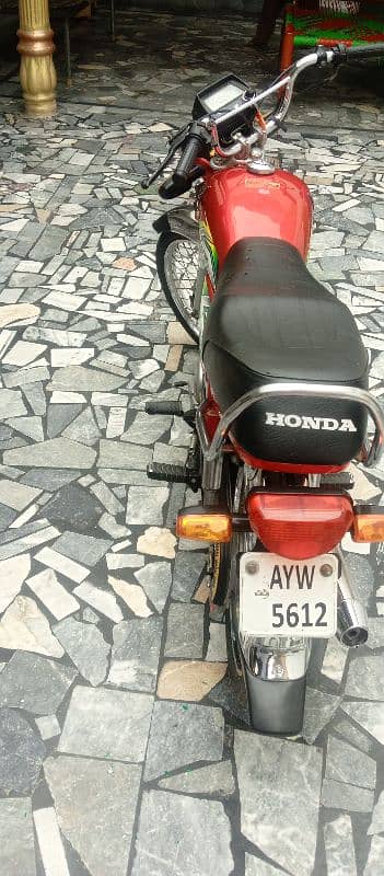 Honda 70 for sale 23 Bata 25 good condition 3