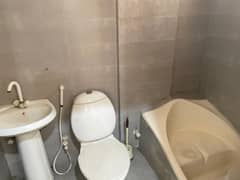 3 BED DD UPPER PROTION FOR SALE IN GULSHAN-E-IQBAL 13 D 2