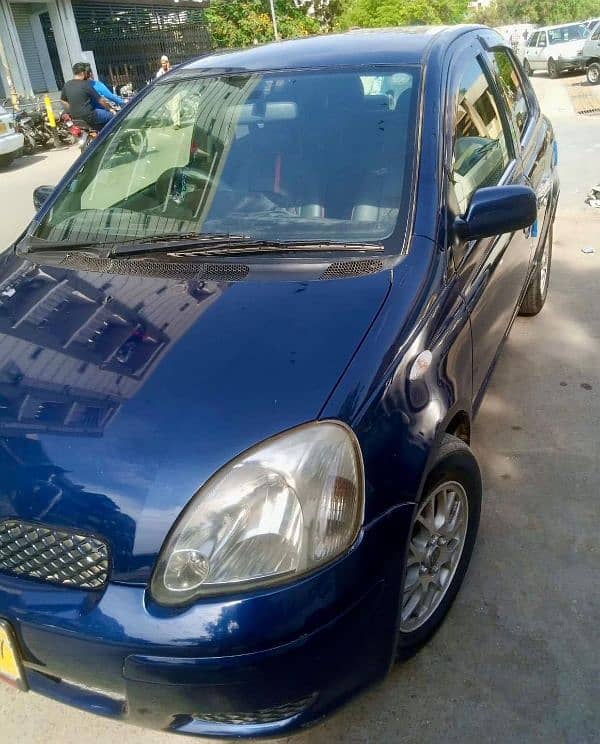 Toyota Vitz 2003 3