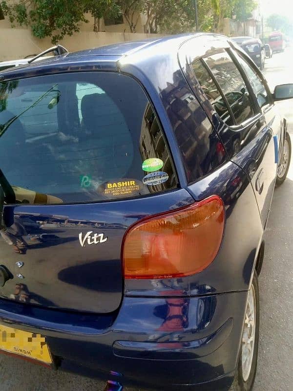 Toyota Vitz 2003 4