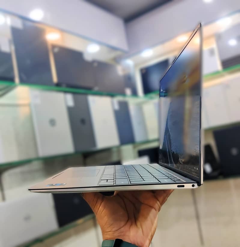 dell laptop | Dell Xps 13 9310 Core i5 11th Gen 8Gb RAM 512Gb SSD 1