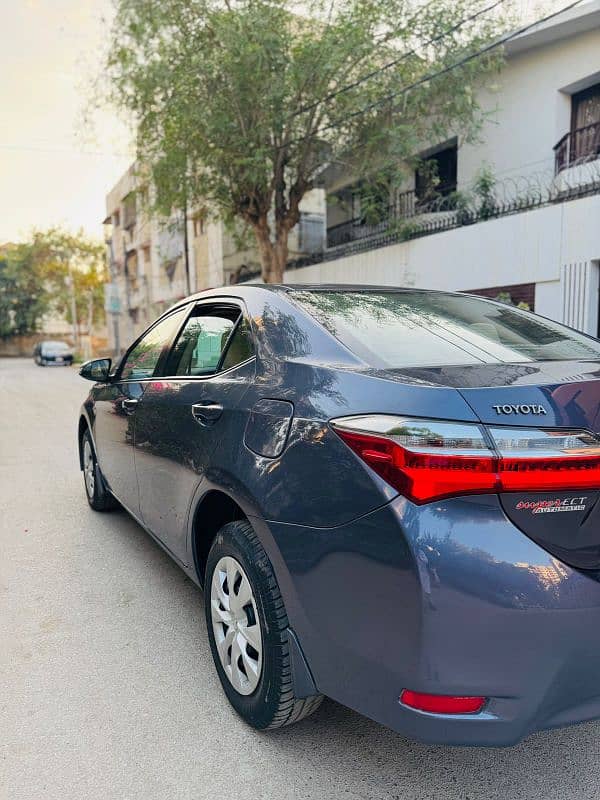 Toyota Corolla GLI 2019 6