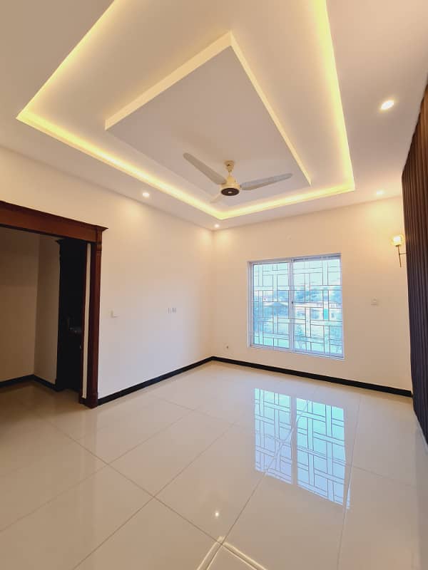 Semi Furnished Neo Classical Double Unit Designer House For Sale 26