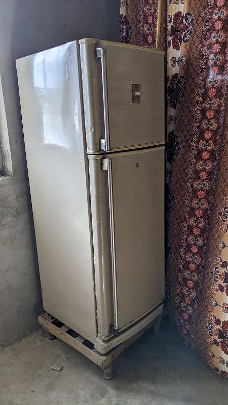 Dawlanc Fridge Medium 0