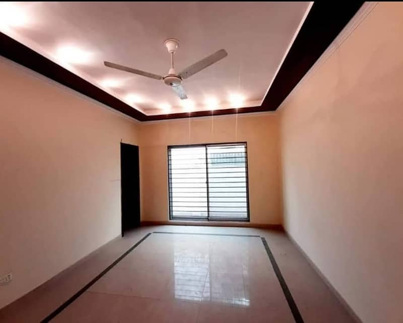 1 KANAL upper portion FOR RENT IN DHA PHASE 6 LAHORE 15