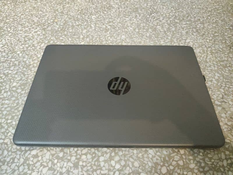 HP 245 G9 NOTEBOOK 14 INCH 1