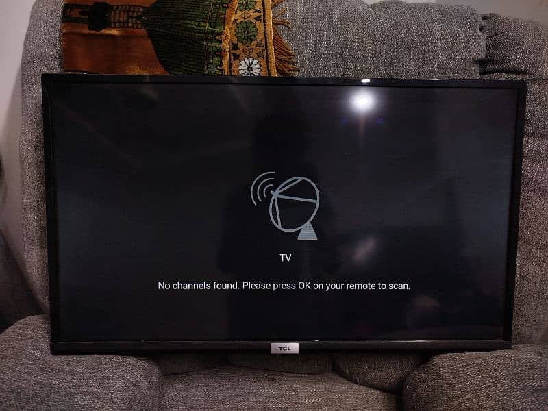 TCL 32-inch Android Tv 3