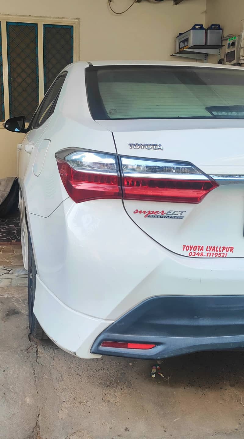 Toyota Corolla Altis 2021 4